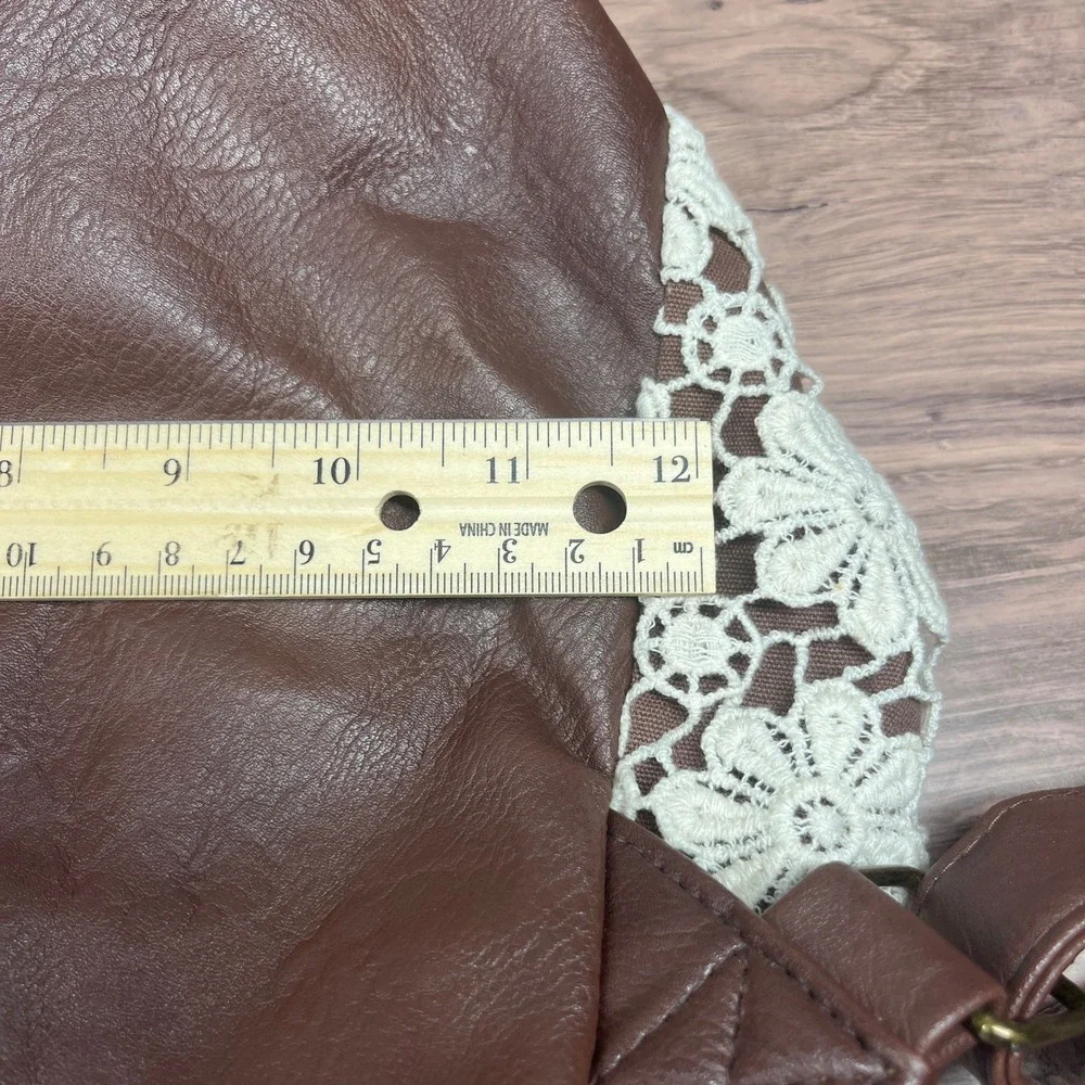 VTG Y2K Claire's Backpack Women Brown White Floral Crochet Boho Faux Leather Bag
